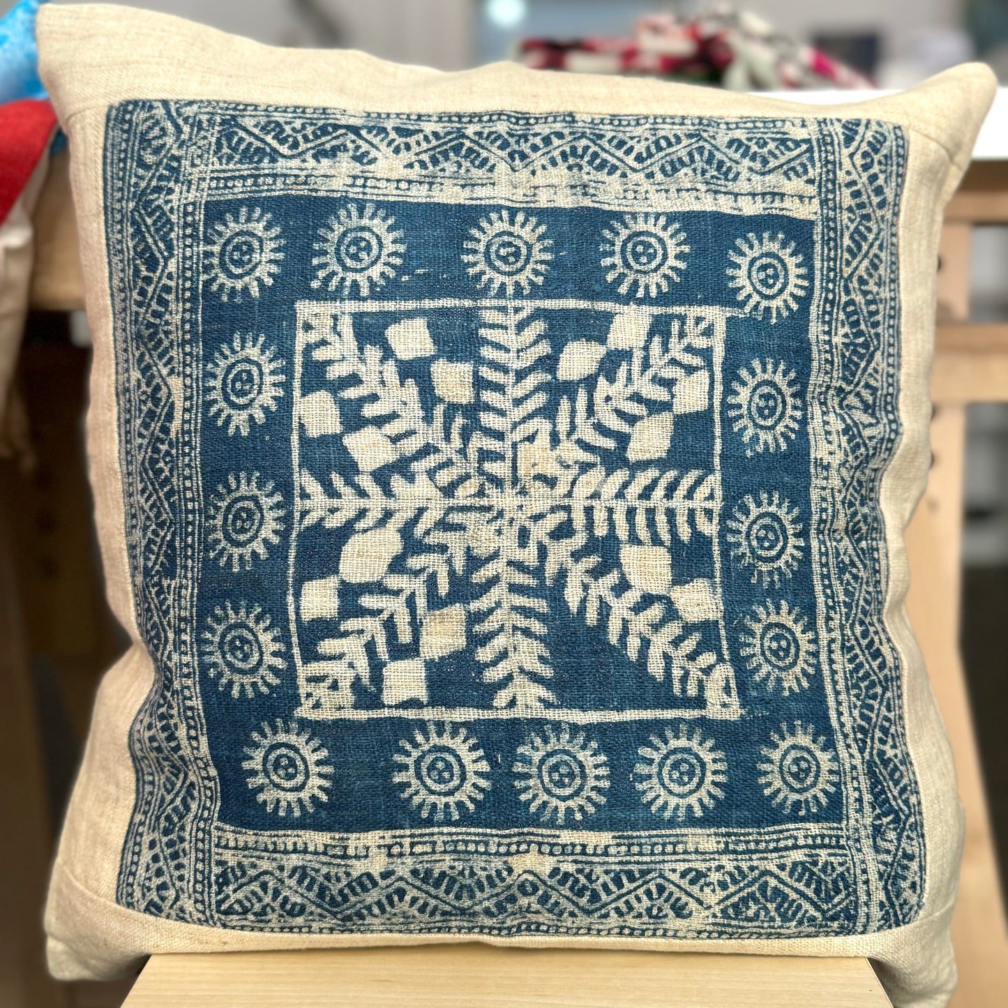 H'Mong Batik Vintage Kissenbezug aus Hanf